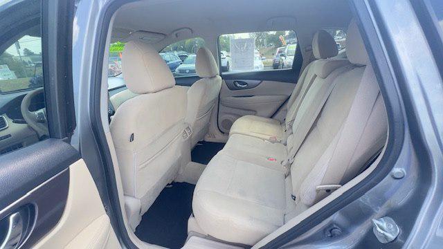 Photo of 2015 Gun Metallic Nissan Rogue