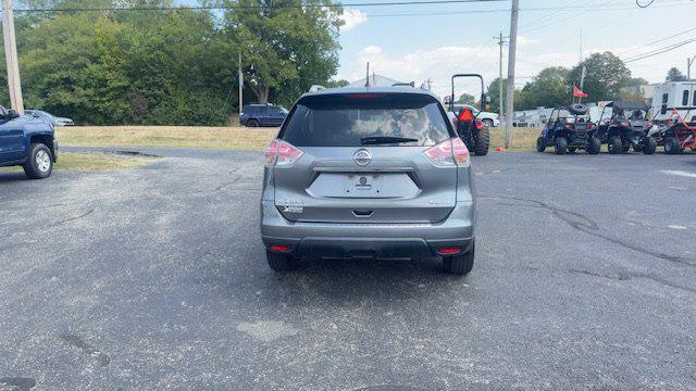 Photo of 2015 Gun Metallic Nissan Rogue