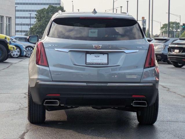 Photo of 2024 Silver Metallic Cadillac XT5