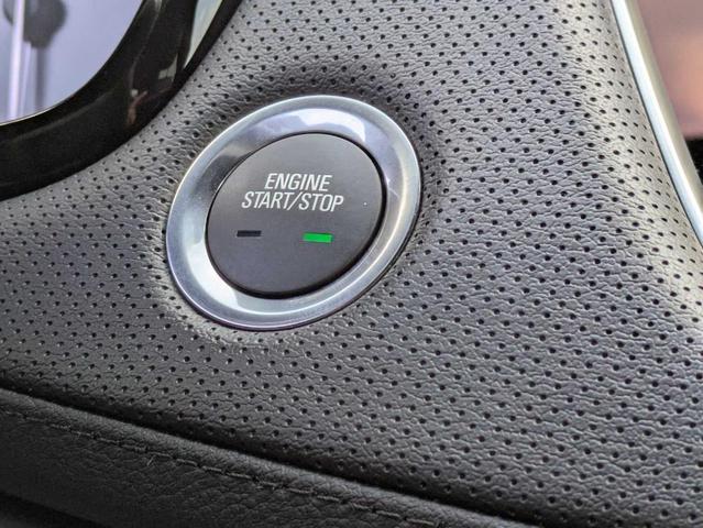 Photo of 2024 Silver Metallic Cadillac XT5