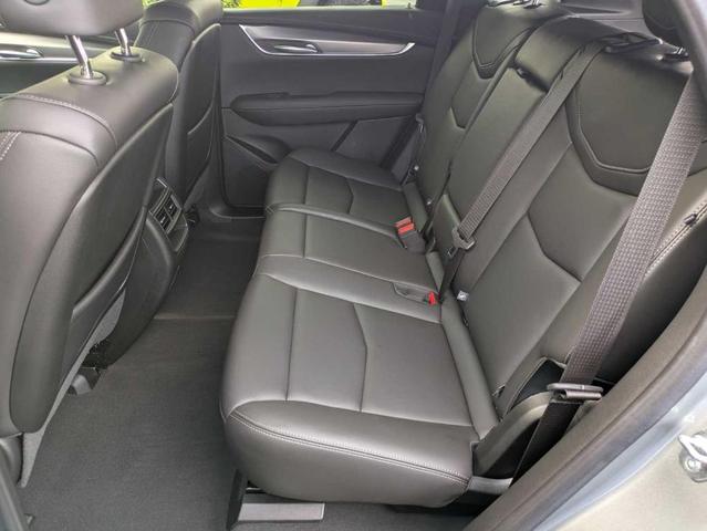 Photo of 2024 Silver Metallic Cadillac XT5