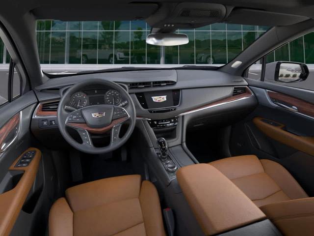 Photo of 2025 Crystal White Tri-Coat Cadillac XT5