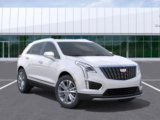 Photo of 2025 Crystal White Tri-Coat Cadillac XT5