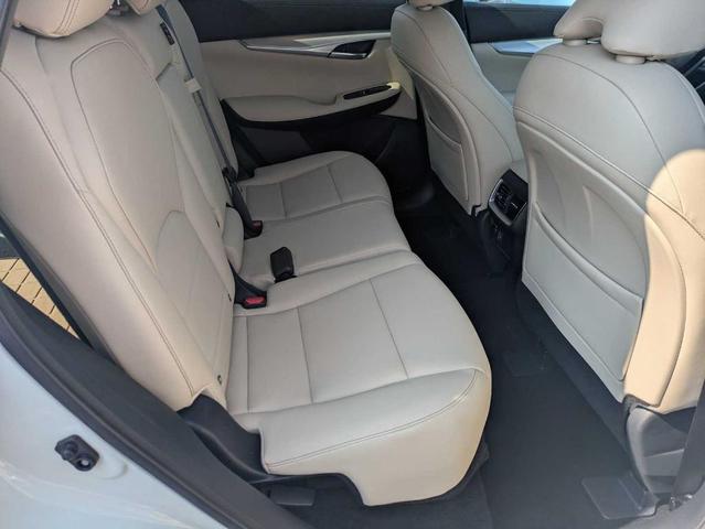 Photo of 2019 Majestic White INFINITI QX50