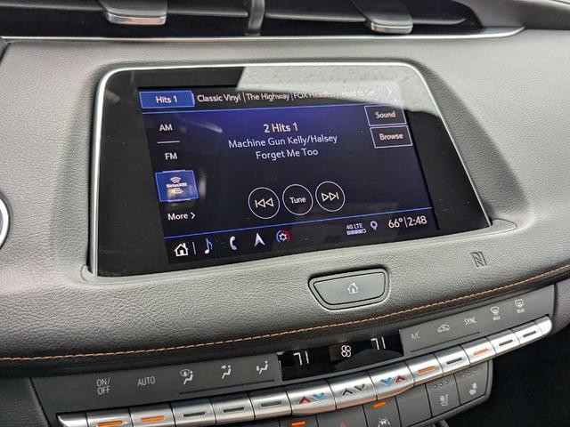 Photo of 2019 Crystal White Tri-Coat Cadillac XT4