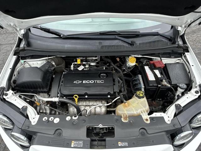 Photo of 2013 Summit White Chevrolet Sonic