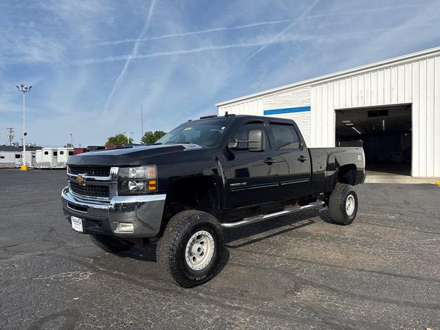 Photo of 2010 Black Chevrolet Silverado 3500