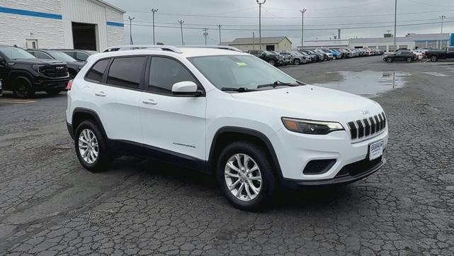 Photo of 2020 Bright White Clearcoat Jeep Cherokee