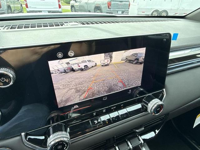 Photo of 2025  GMC Canyon