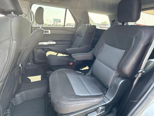 Photo of 2022 Carbonized Gray Metallic Ford Explorer