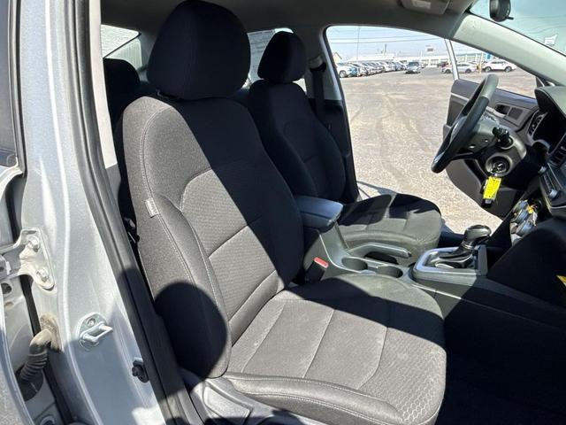 Photo of 2019  Hyundai ELANTRA