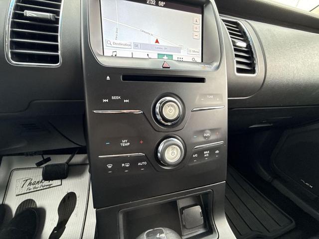 Photo of 2016 BLUE Ford Flex