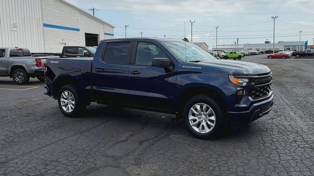 Photo of 2022 Northsky Blue Metallic Chevrolet Silverado 1500