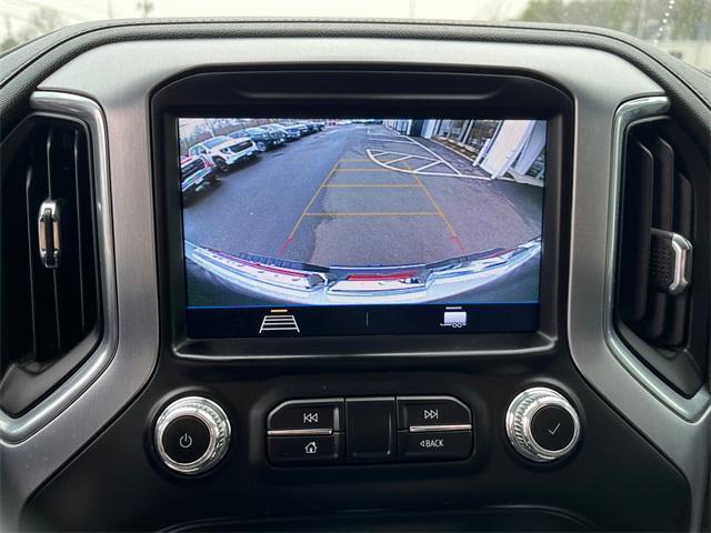 Photo of 2023 Summit White GMC Sierra 2500