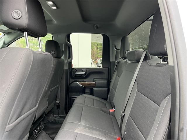 Photo of 2023 Summit White GMC Sierra 2500