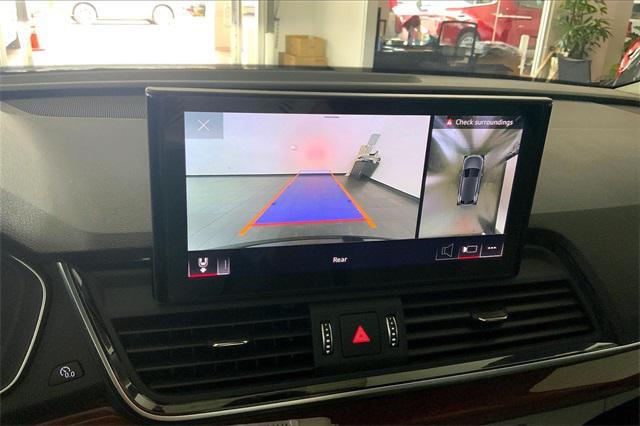 Photo of 2022 Black Audi Q5