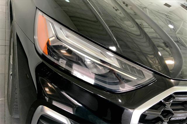 Photo of 2022 Black Audi Q5