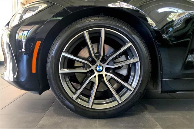 Photo of 2022 Jet Black BMW 430