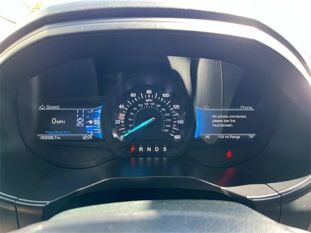 Photo of 2022 Blue Metallic Ford Edge