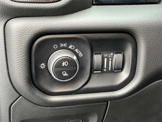 Photo of 2025 Diamond Black RAM 1500