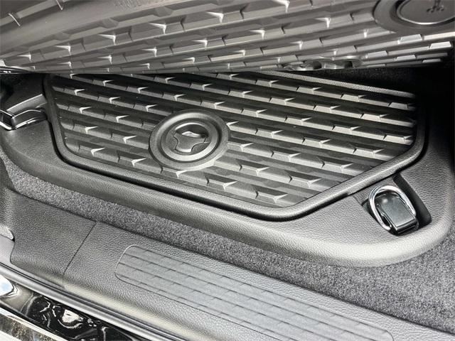 Photo of 2025 Diamond Black RAM 1500