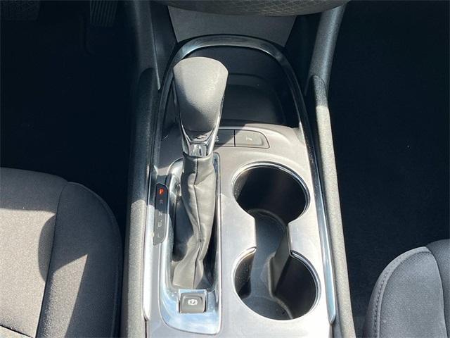 Photo of 2024 Summit White Chevrolet Malibu