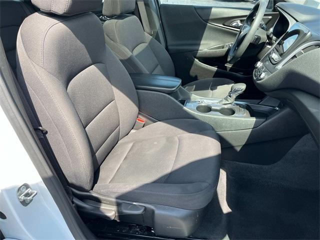 Photo of 2024 Summit White Chevrolet Malibu