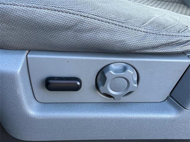 Photo of 2014 Blue Jeans Metallic Ford F-150