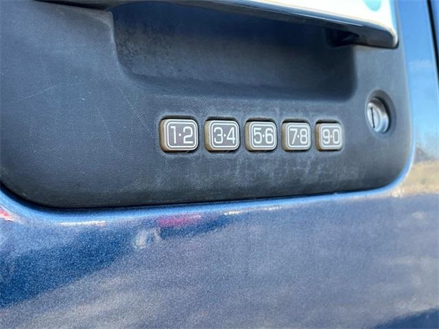 Photo of 2014 Blue Jeans Metallic Ford F-150