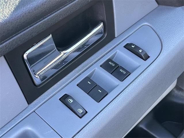 Photo of 2014 Blue Jeans Metallic Ford F-150