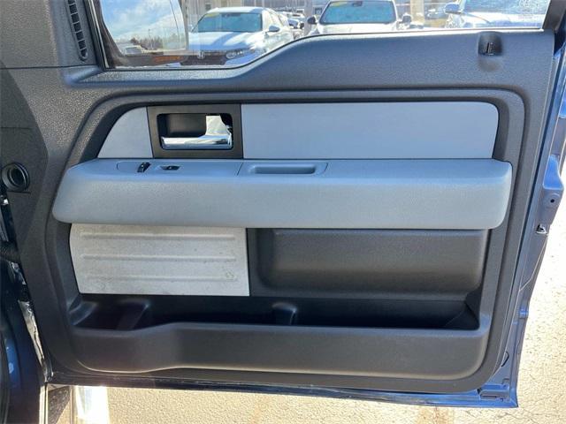 Photo of 2014 Blue Jeans Metallic Ford F-150