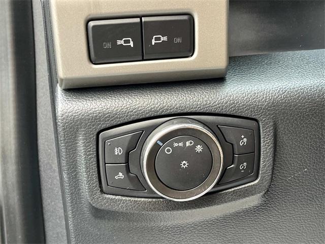 Photo of 2022 Blue Ford F-350