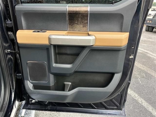 Photo of 2022 Blue Ford F-350