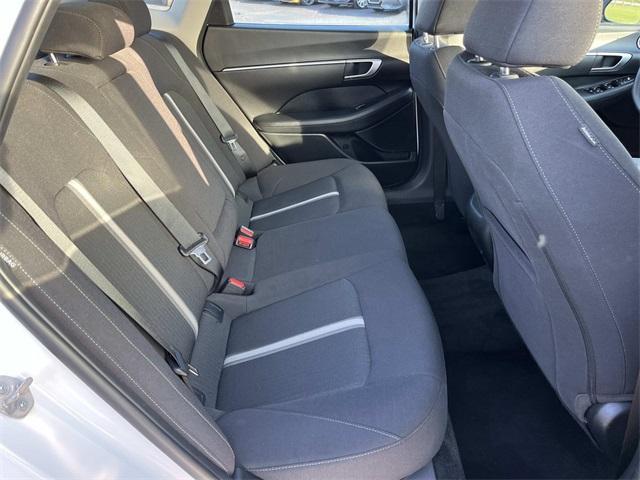 Photo of 2024 White Hyundai SONATA