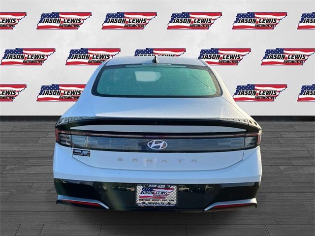 Photo of 2024 White Hyundai SONATA