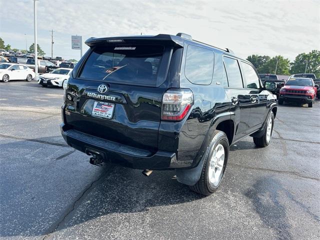 Photo of 2019 Midnight Black Toyota 4Runner