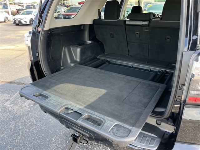 Photo of 2019 Midnight Black Toyota 4Runner