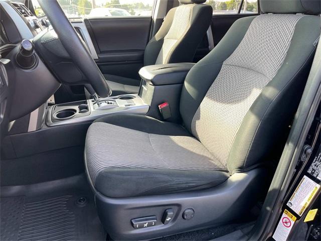 Photo of 2019 Midnight Black Toyota 4Runner