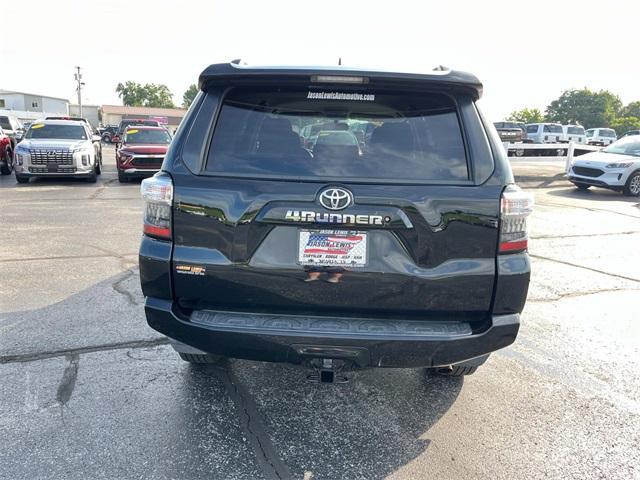 Photo of 2019 Midnight Black Toyota 4Runner