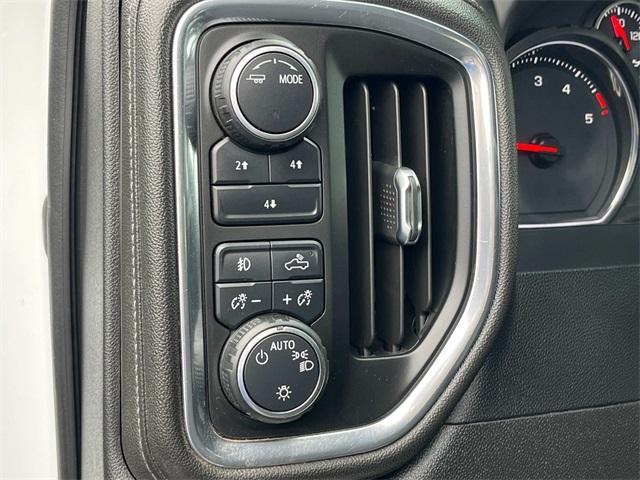 Photo of 2023 Summit White Chevrolet Silverado 2500