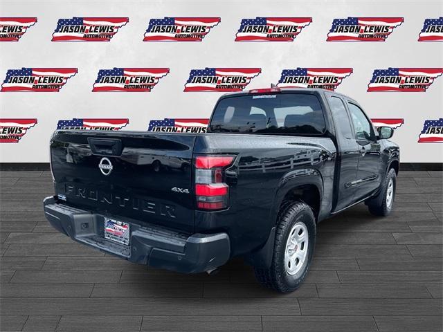 Photo of 2024 Black Nissan Frontier