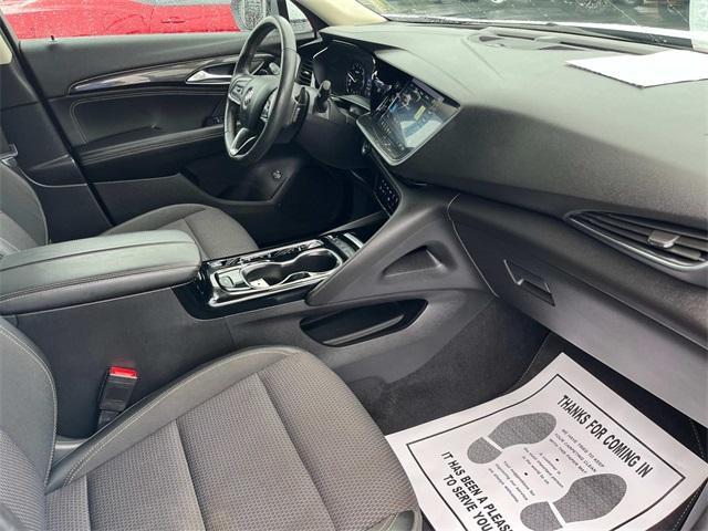 Photo of 2021 Summit White Buick Envision