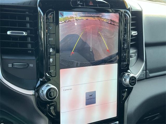 Photo of 2025 Granite Crystal Clearcoat Metallic RAM 1500