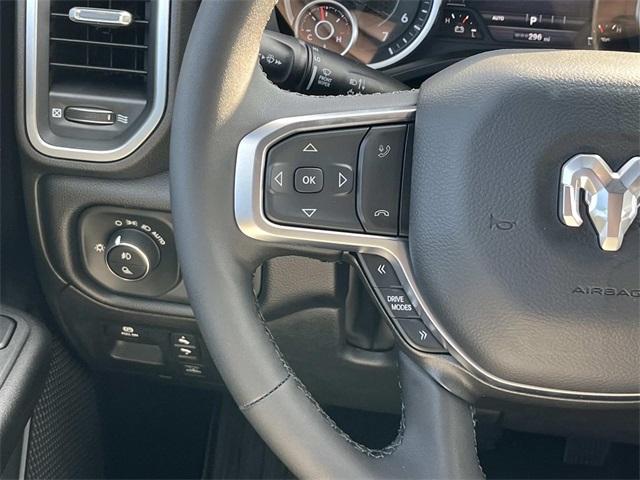 Photo of 2025 Granite Crystal Clearcoat Metallic RAM 1500