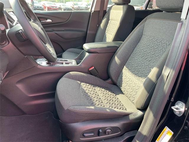 Photo of 2024 Black Metallic Chevrolet Equinox