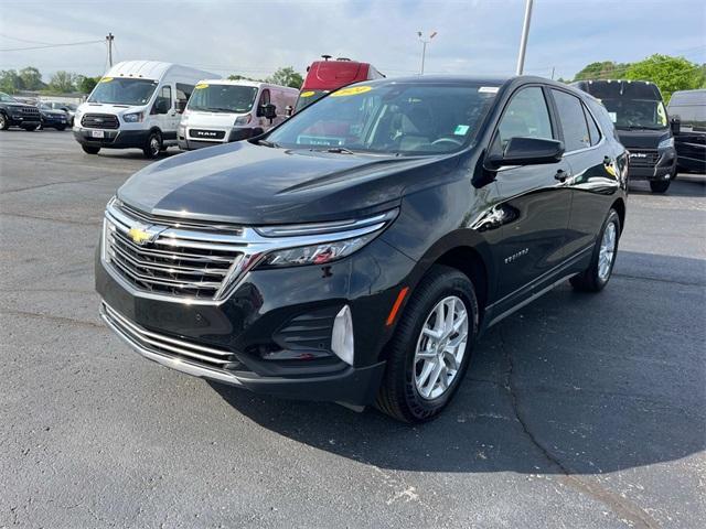 Photo of 2024 Black Metallic Chevrolet Equinox