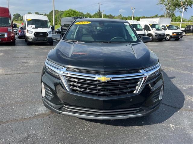 Photo of 2024 Black Metallic Chevrolet Equinox