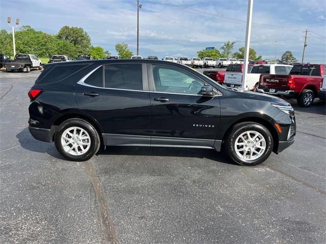 Photo of 2024 Black Metallic Chevrolet Equinox
