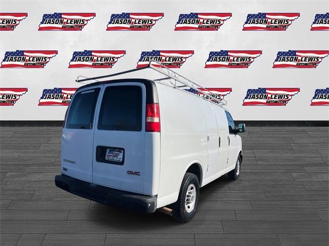 Photo of 2008 Summit White GMC Savana 2500