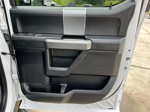 Photo of 2016 Oxford White Ford F-150